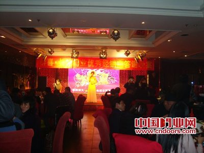 群喜門業(yè)盛裝亮相北京門博會(huì)，重金激勵(lì)開(kāi)啟渠道精耕新篇章